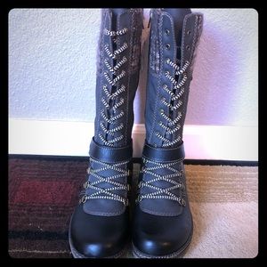 Spring Step black boots